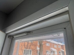 Building Photo - Charming 2-Bedroom Property in Prime Location