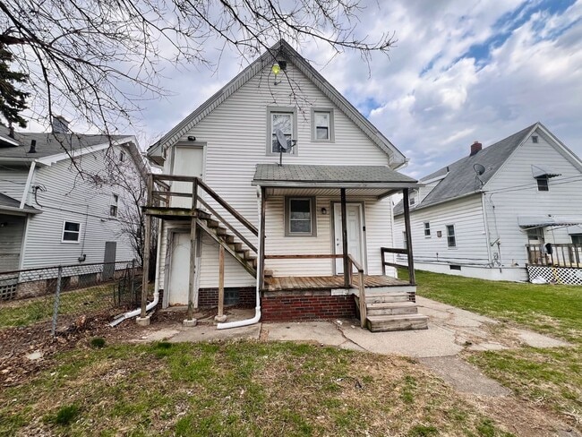 Building Photo - 2807 Chestnut St