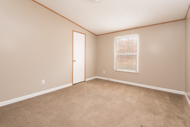 Building Photo - 7606 Hunters Ridge Way