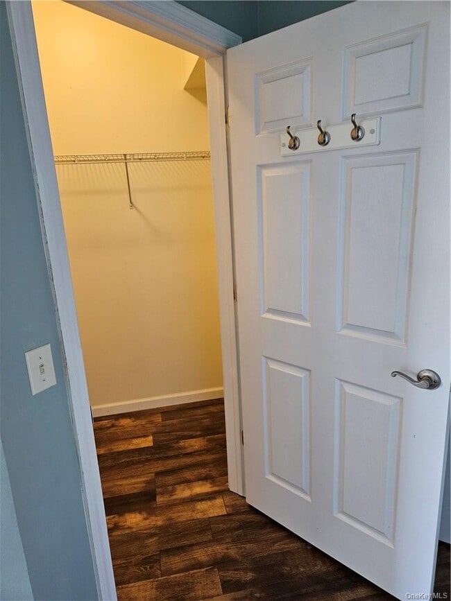 Building Photo - 934 Tower Ridge Cir