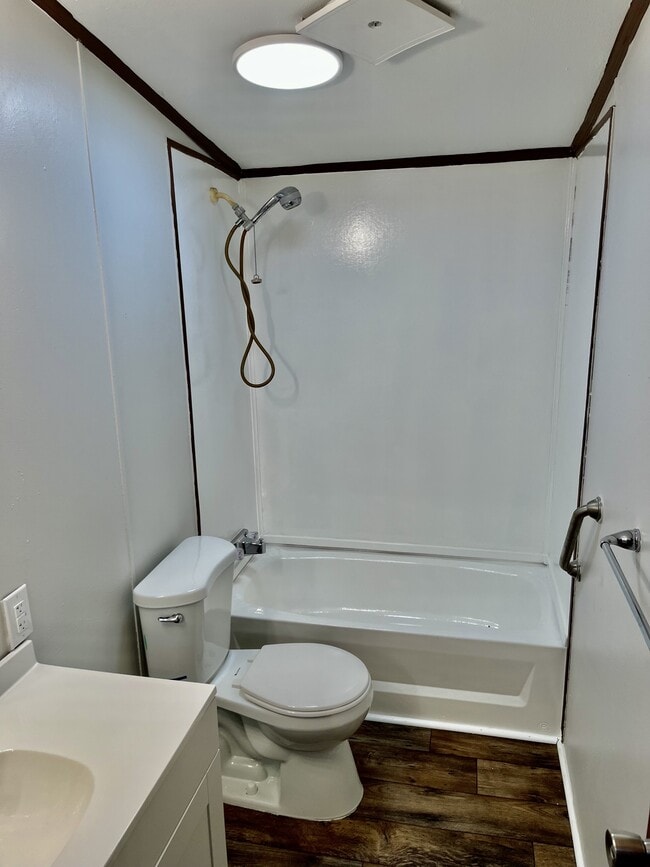 Building Photo - 2500 Gail Helen Ct