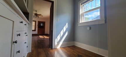 Building Photo - 1545 N Market St