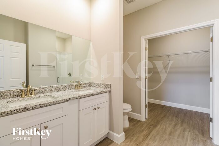 Building Photo - 437 Larino Rd SW