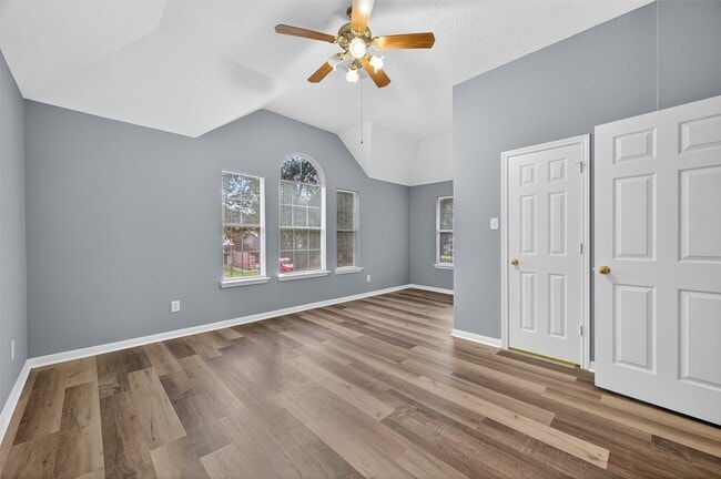Building Photo - 8253 Fuqua Gardens Dr