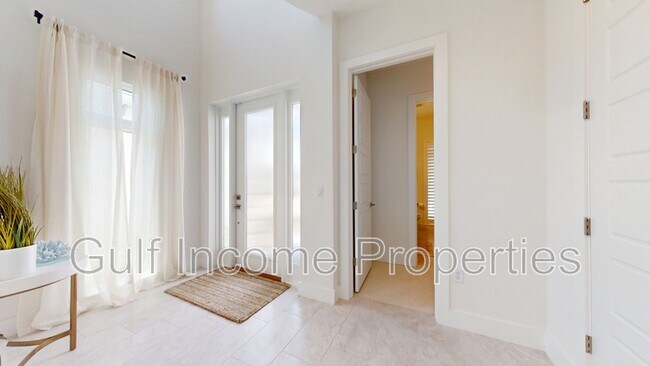 Building Photo - 6007 Cat Claw Ln