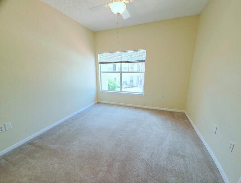 Building Photo - 2422 White Magnolia Way