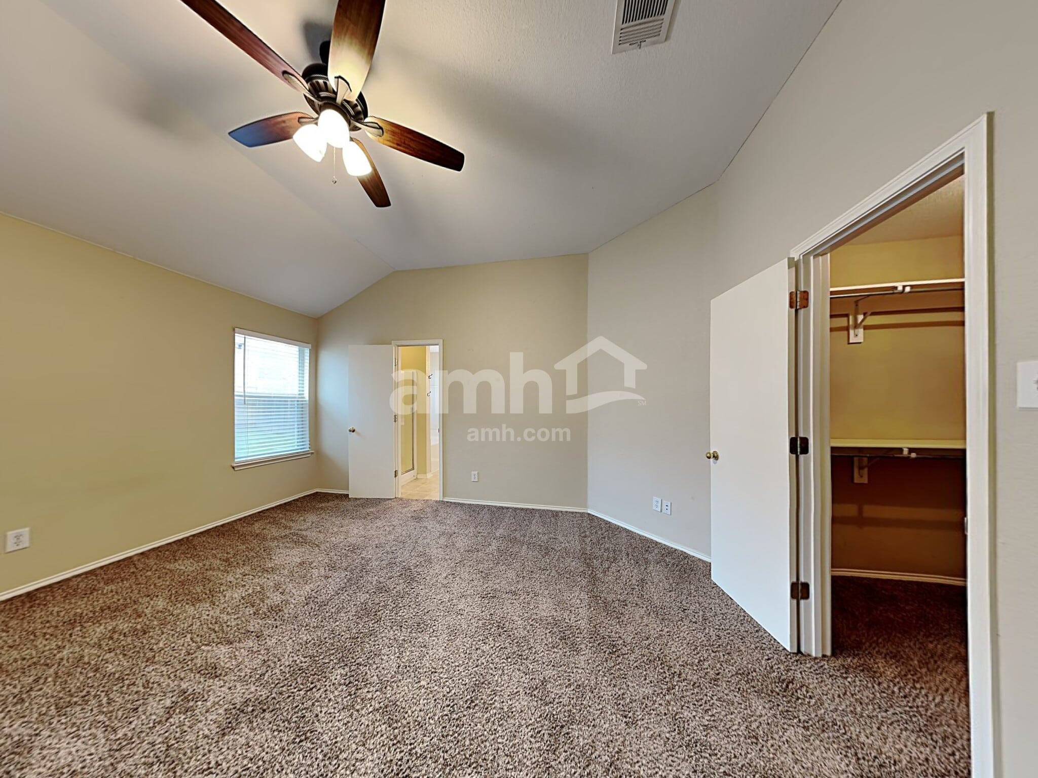 Building Photo - 6038 Mountain Mdw