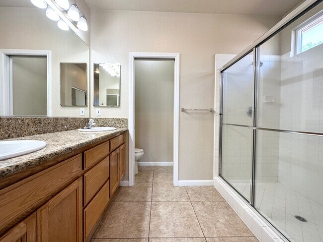 Building Photo - Beautifully Updated 3-Bedroom, 2-Bath Home...