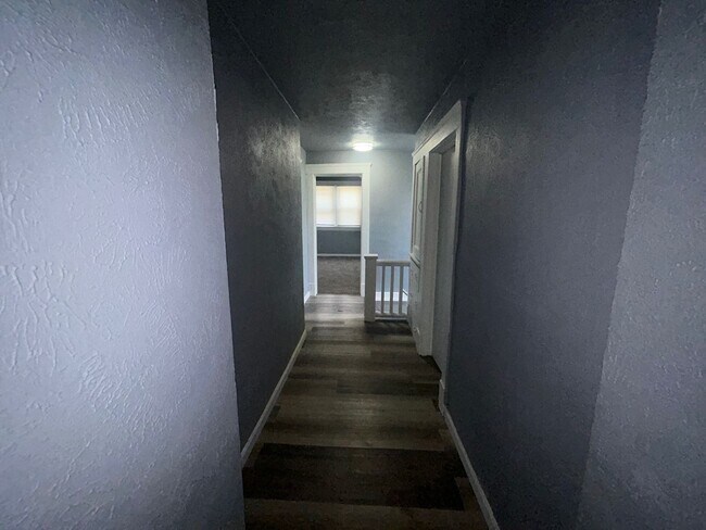 Building Photo - Charming 3-Bedroom Property in Prime Location
