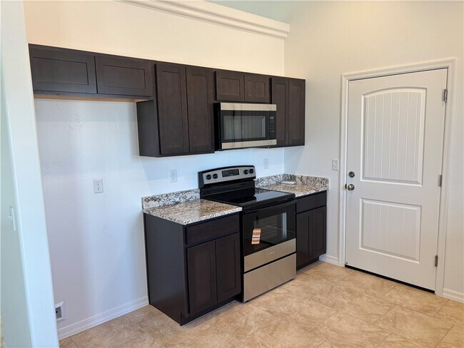 Building Photo - 2601 Chambers Ave