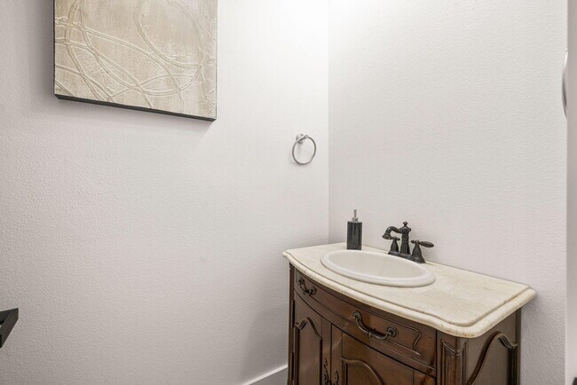 Building Photo - 57806 Cantata Dr