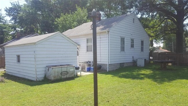 Building Photo - 1105 24th St