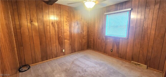 Building Photo - 9090 Radcliffe Rd