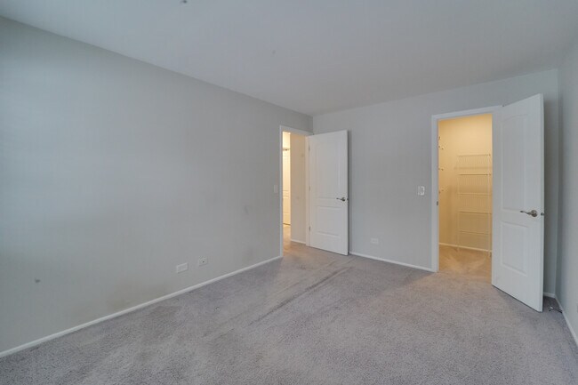 Building Photo - 160 Stirling Ln