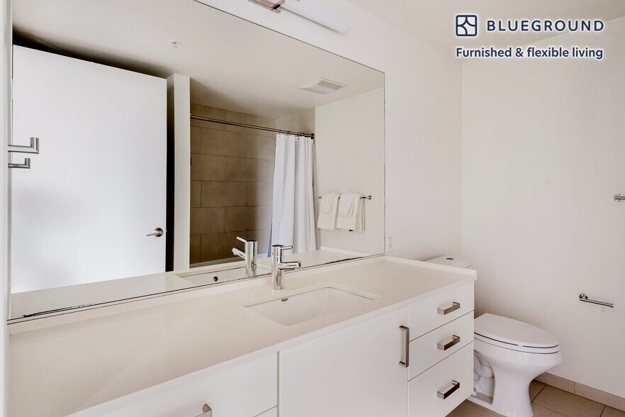 Building Photo - 225 Cedar St