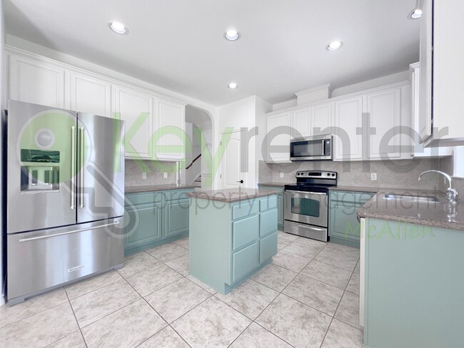Building Photo - Beatutiful 5Bed/3Bath in Mcallen TX Now Av...