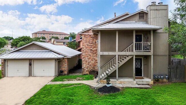 Building Photo - 409 Rawhide Loop