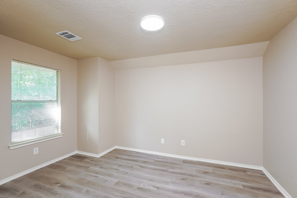 Building Photo - 5418 Trail Timbers Dr