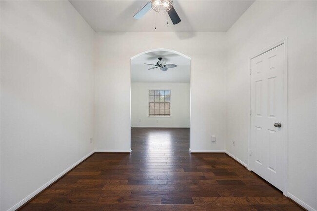 Building Photo - 2301 Shadow Canyon Ct
