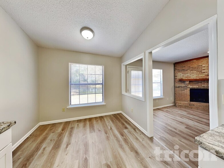 Building Photo - 5460 Running Creek Ln