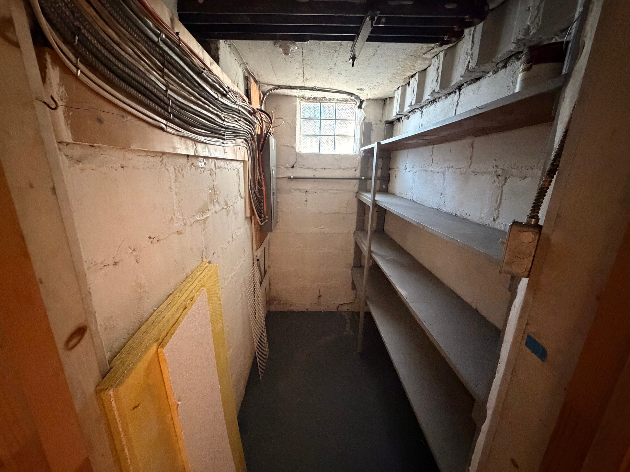 Building Photo - 248 Beverly Rd