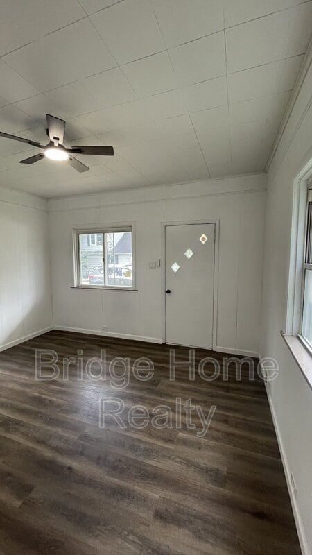 Building Photo - 517 Hudson St