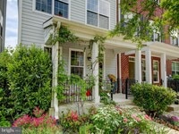 Building Photo - 124 Meridian Ln