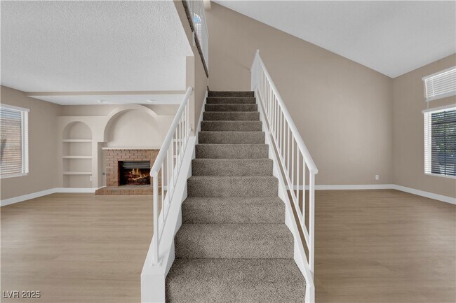 Building Photo - 2830 Belleza Ln