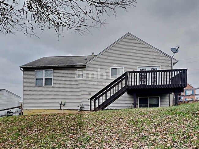 Building Photo - 2223 Fedders Ct