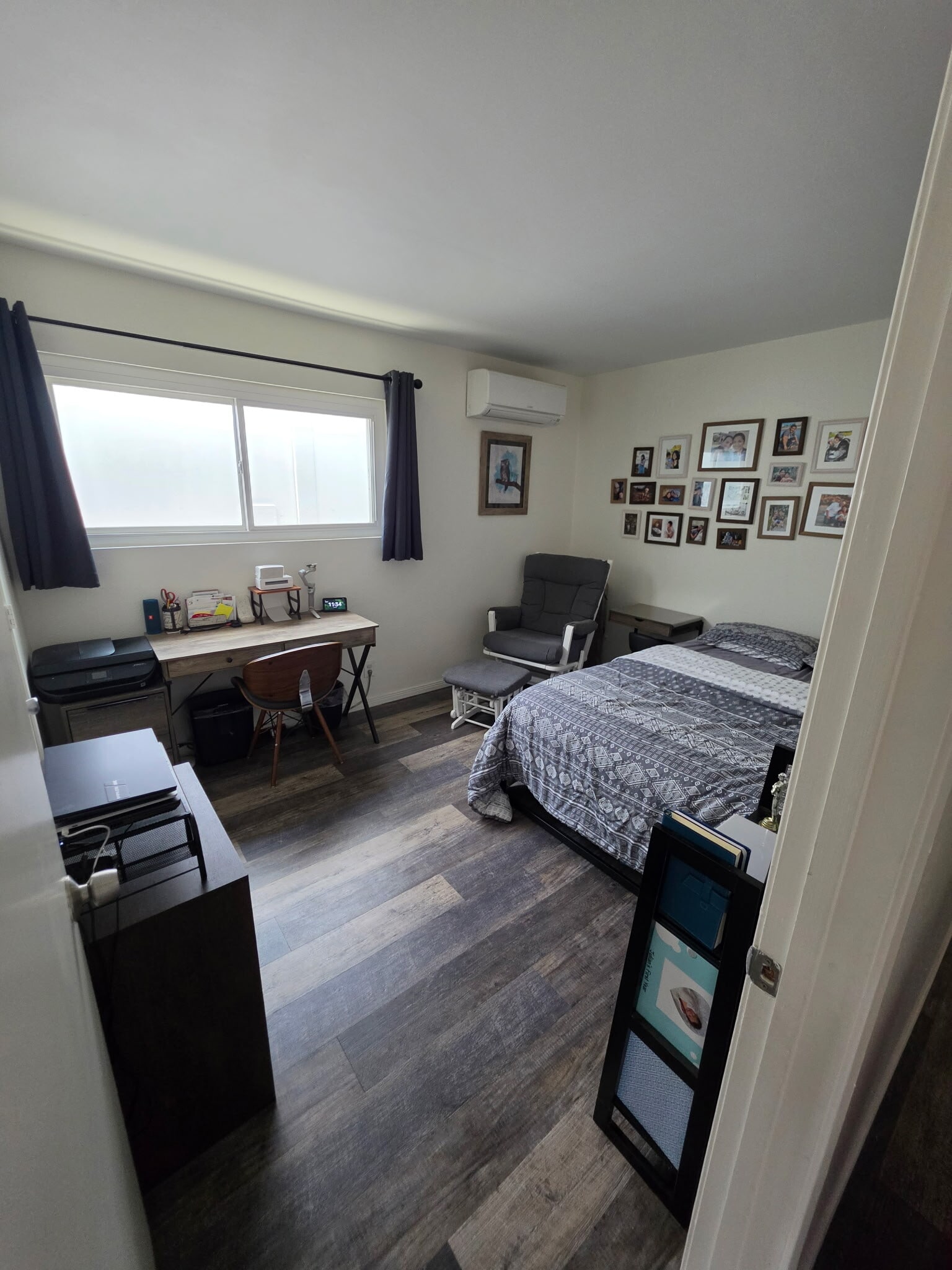 Building Photo - 598 Tam O Shanter Dr