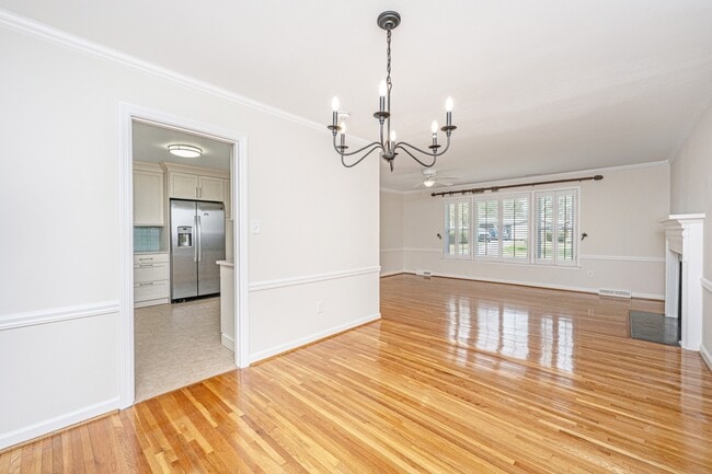 Building Photo - 1791 Dunbarton Dr