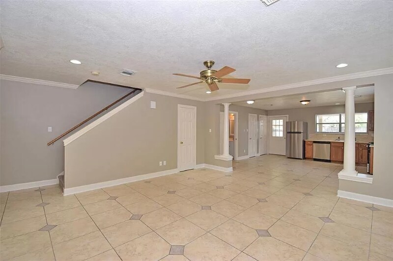 Building Photo - 504 Texas St