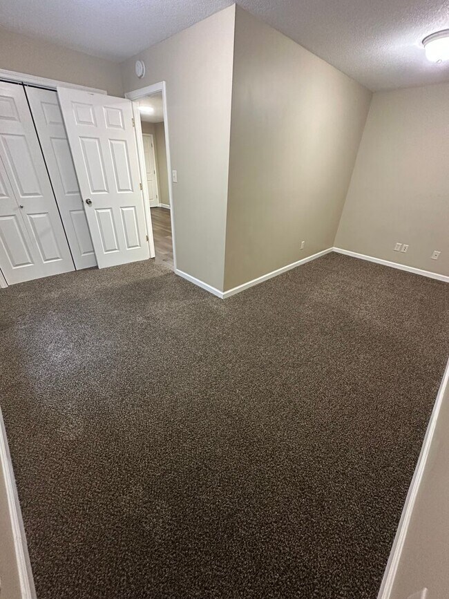 Building Photo - 2810 Jefferson St