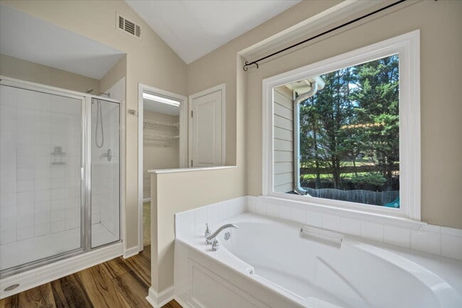 Building Photo - Move into this home and share in its appreciation with Acre.  See more at www dot acrehomes dot com