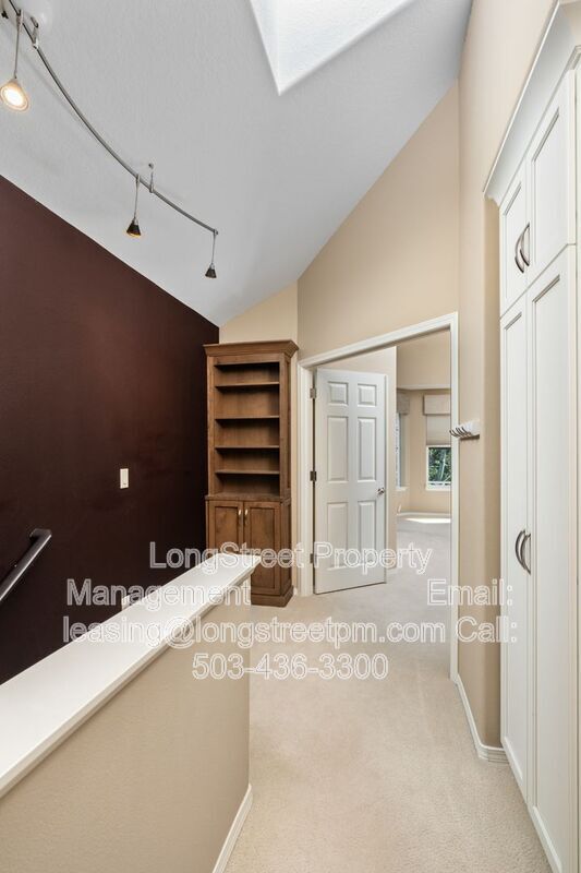 Building Photo - 3531 S Kelly Ave