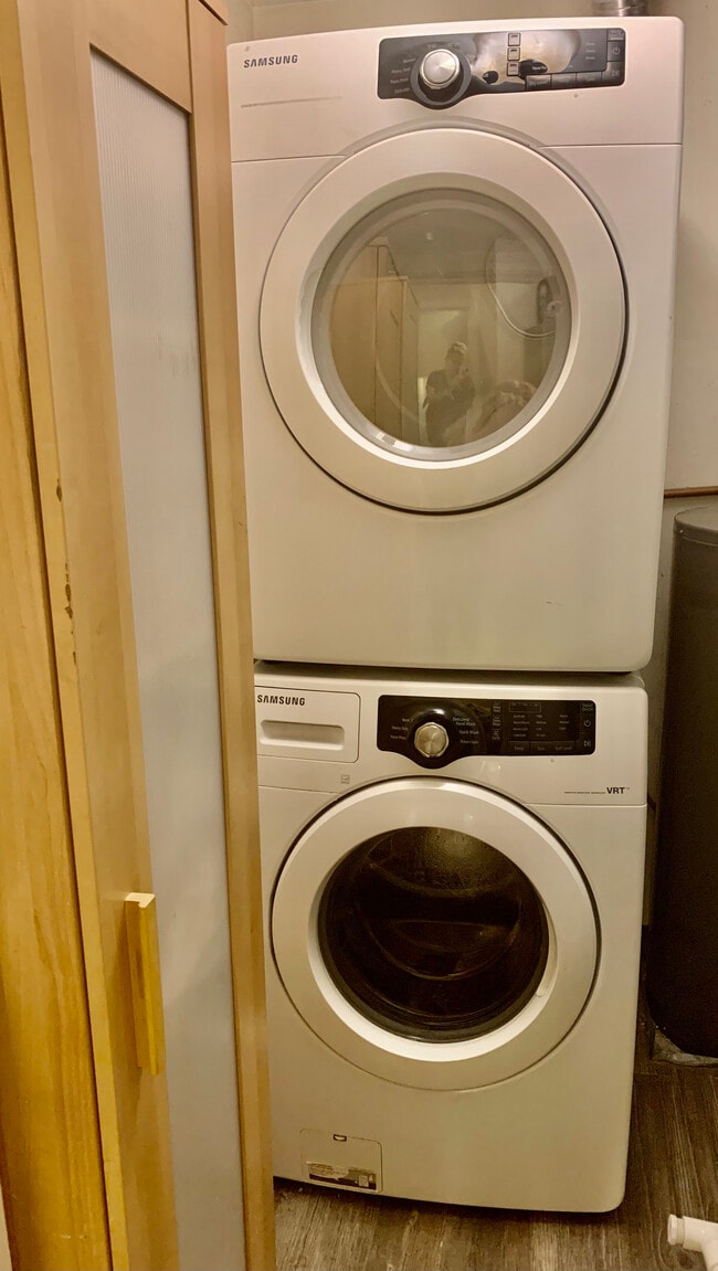 Building Photo - 142 Quincy Shore Dr