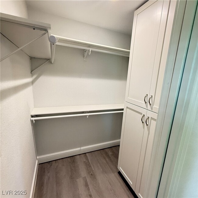 Building Photo - 508 Woodcrest Ct