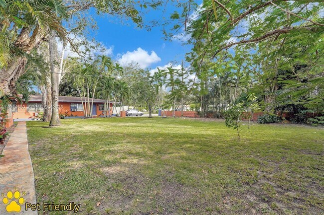 Building Photo - 12287 NE 7th Ave