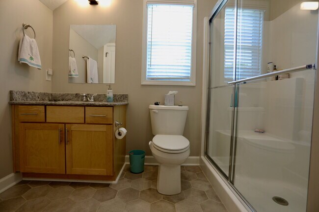 Building Photo - “Stunning 4-Bedroom Retreat with Granite Elegance at 2 River Drive, Pinehurst"