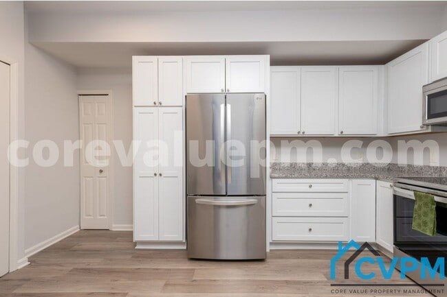 Building Photo - 1688 Fallowfield Ct