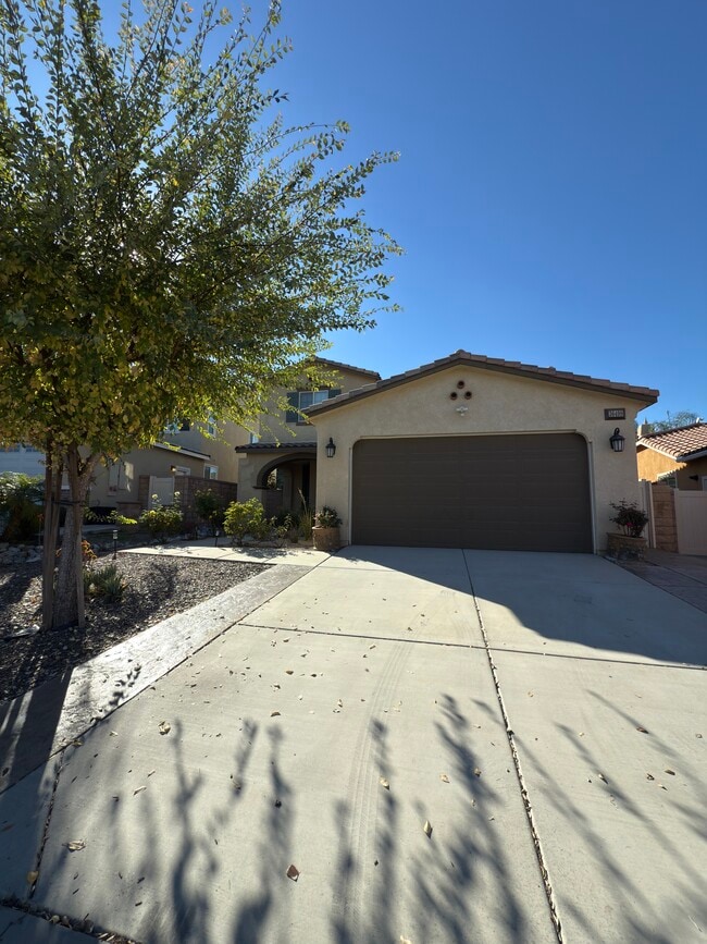 Building Photo - Chervil Way