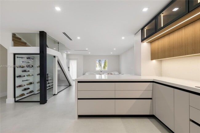 Building Photo - 8713 SW 214th St