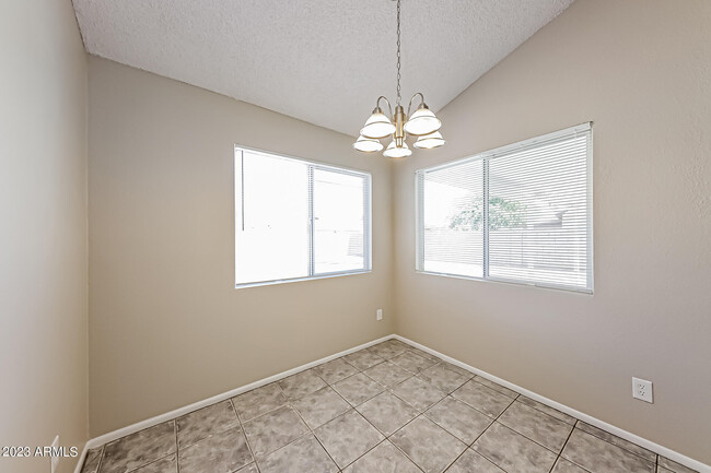 Building Photo - 6538 W Kings Ave
