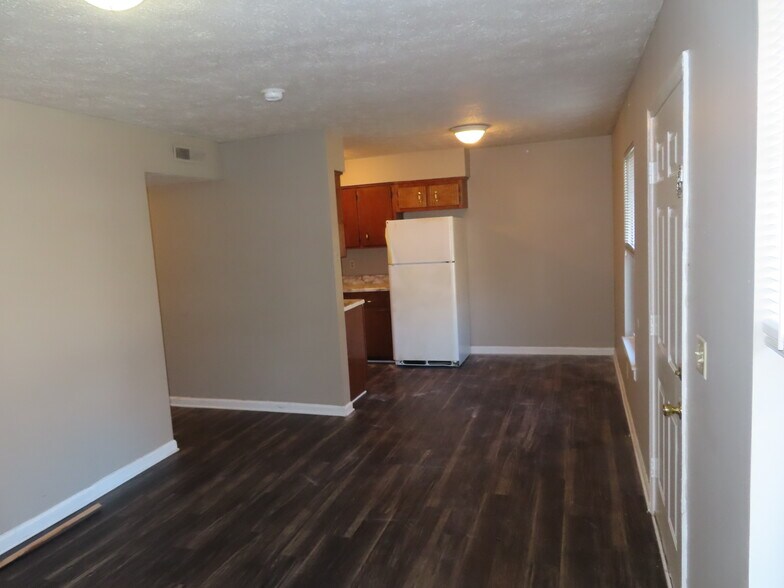 Building Photo - 146 Indiana Ave