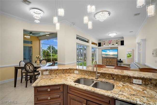 Building Photo - 5024 SW 8th Pl