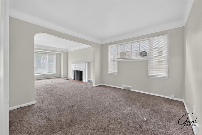 Building Photo - 4 Bedroom Home - $1,550
