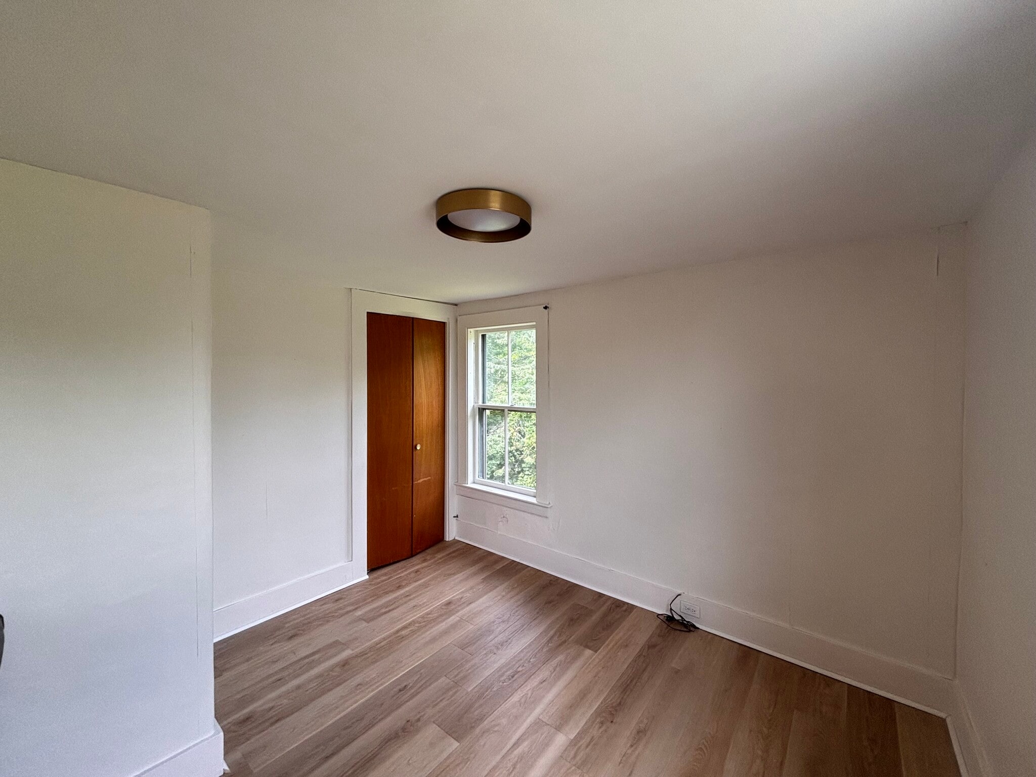 Bonus Room - 216 Russell St