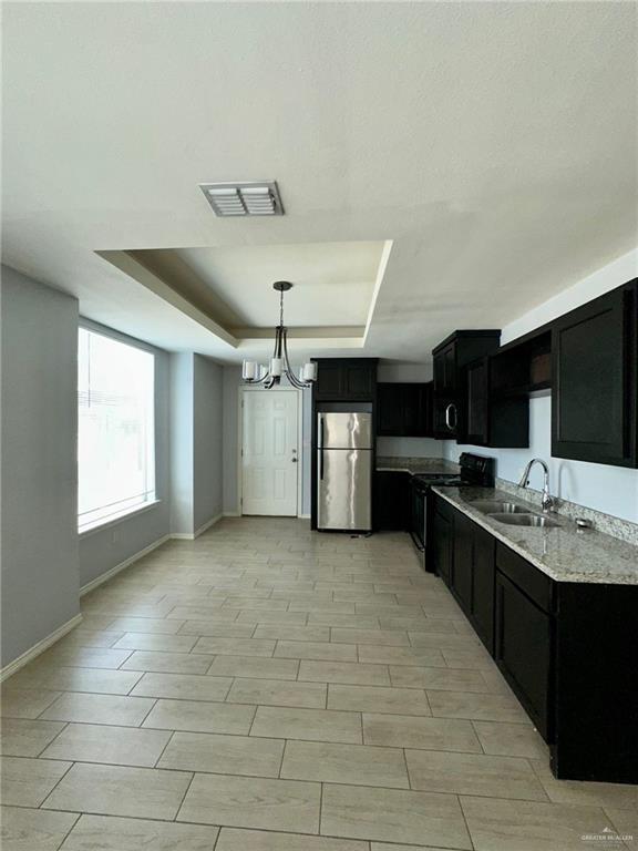Building Photo - 1227 White Oak Dr