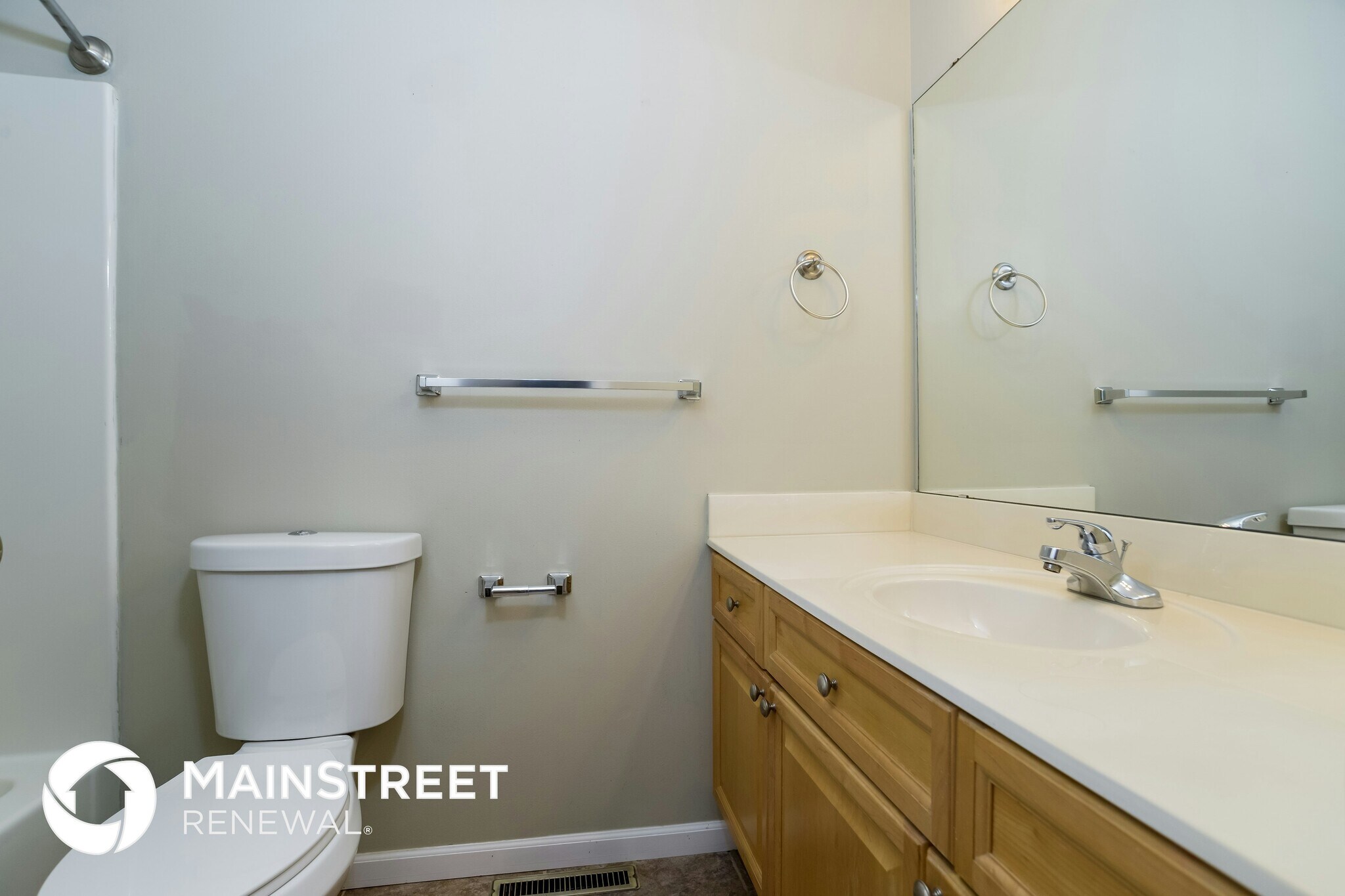 Building Photo - 8556 N Gower Ave