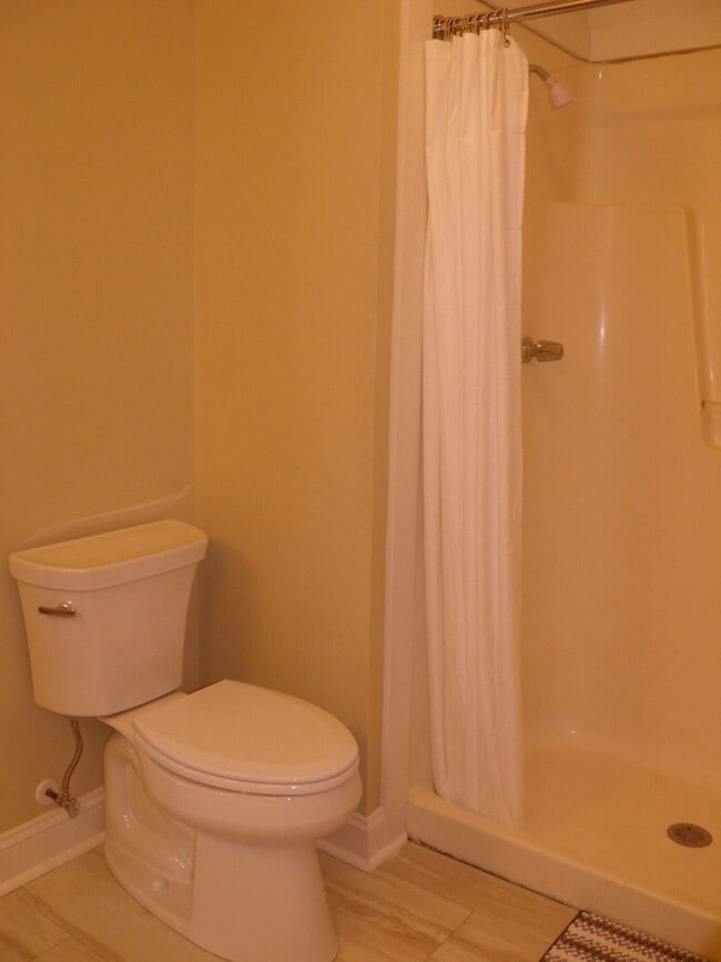 Building Photo - 629 Gap Creek Dr
